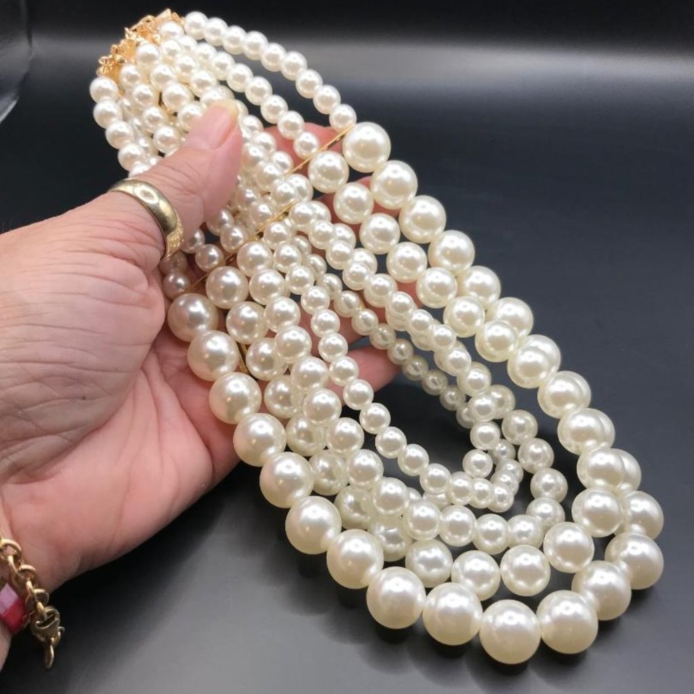 Multi Layer Graduated Faux Pearl Necklace - Picture 7 of 7